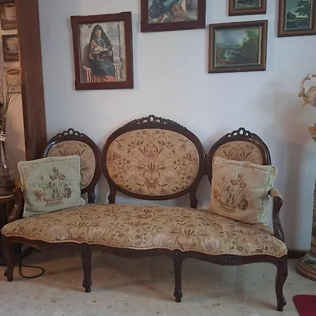 招待所 Malta Airport Bedroom With Private Shower - 18 Min Walking Distance